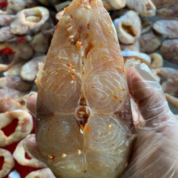 Khô Cá Dứa Một Nắng Ớt Cắt Lác